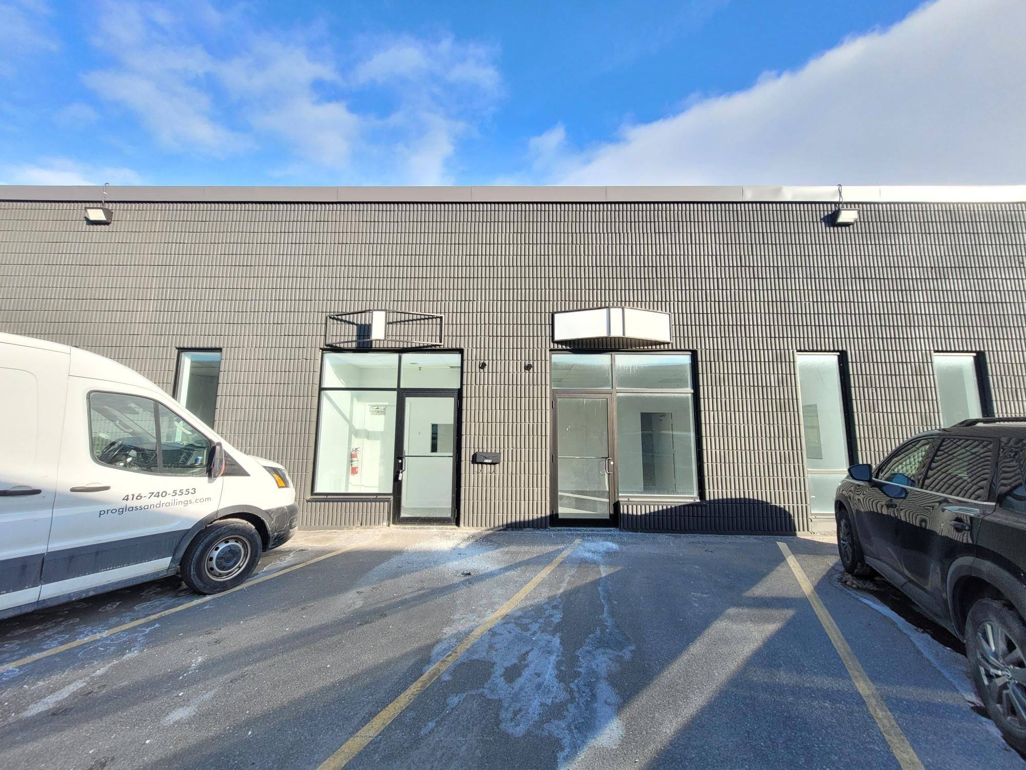 311 Bowes RD #Units A1&A2, Vaughan, ON L4K 1J1