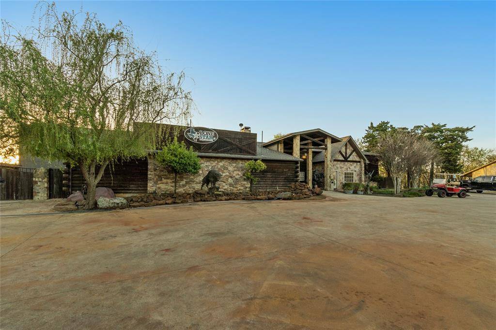 14134 Bacton Road, Pilot Point, TX 76258