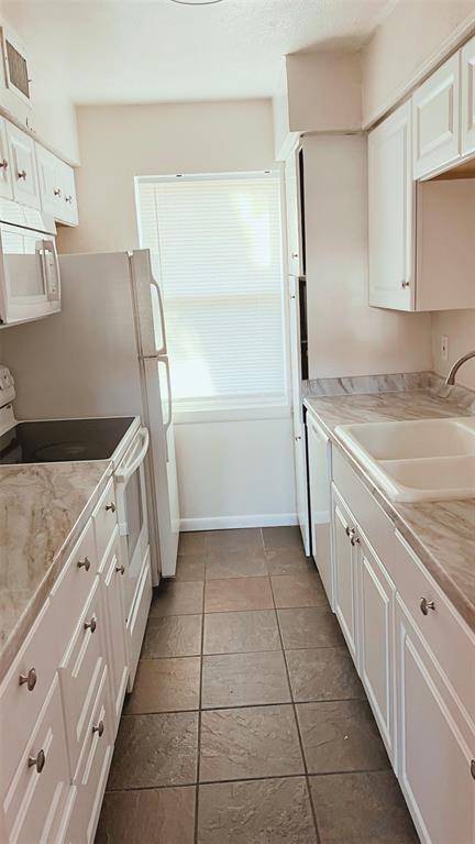606 W Main Street, Waxahachie, TX 75165