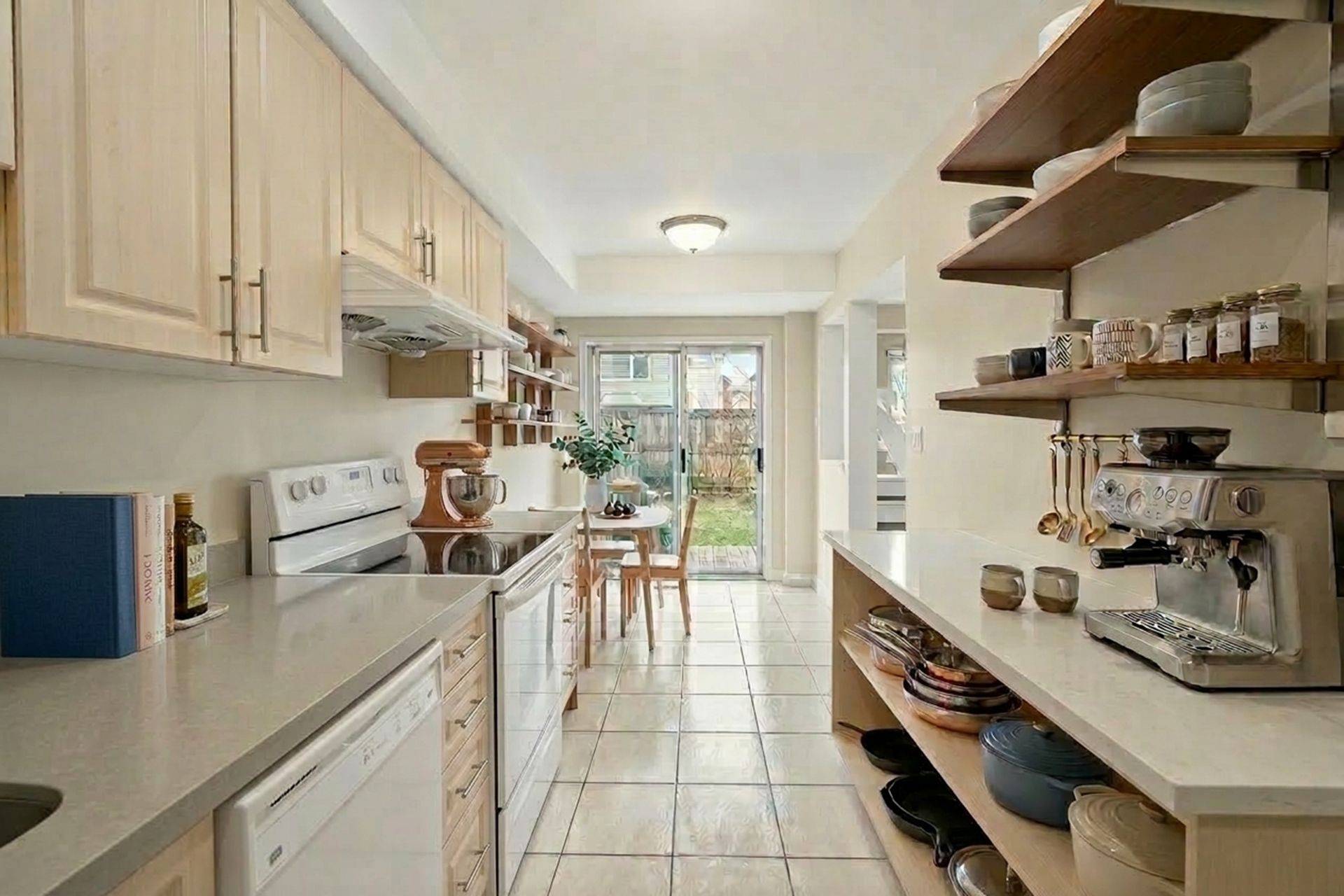 2945 Thomas ST #62, Mississauga, ON L5M 6C1