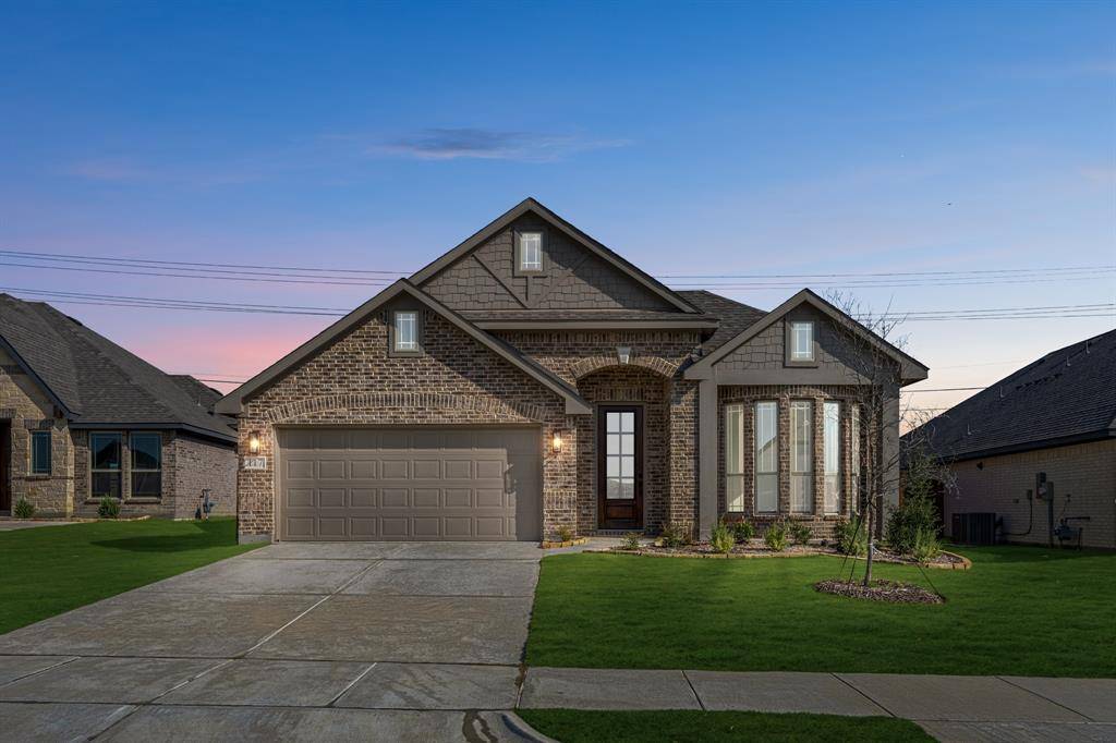 117 Whistling Duck Drive, Balch Springs, TX 75181