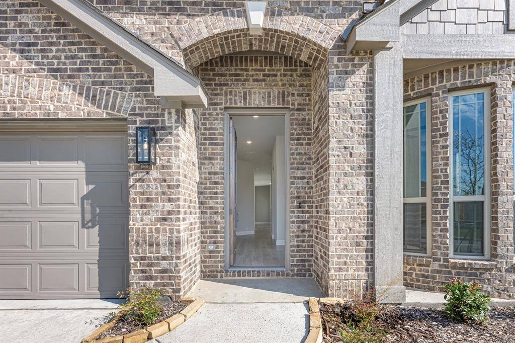 117 Whistling Duck Drive, Balch Springs, TX 75181
