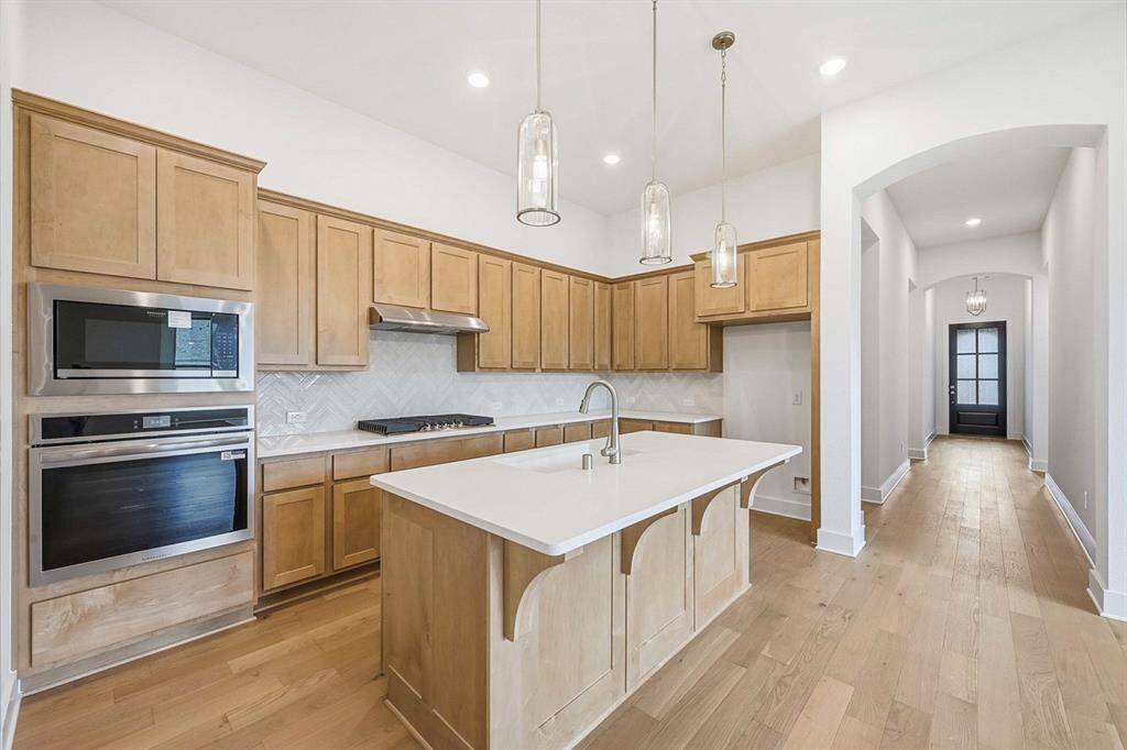 5020 Westhaven Circle, Denison, TX 75020