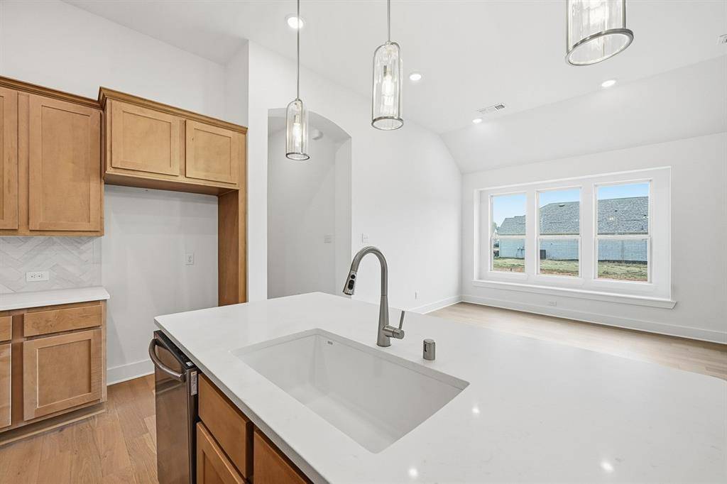 5020 Westhaven Circle, Denison, TX 75020