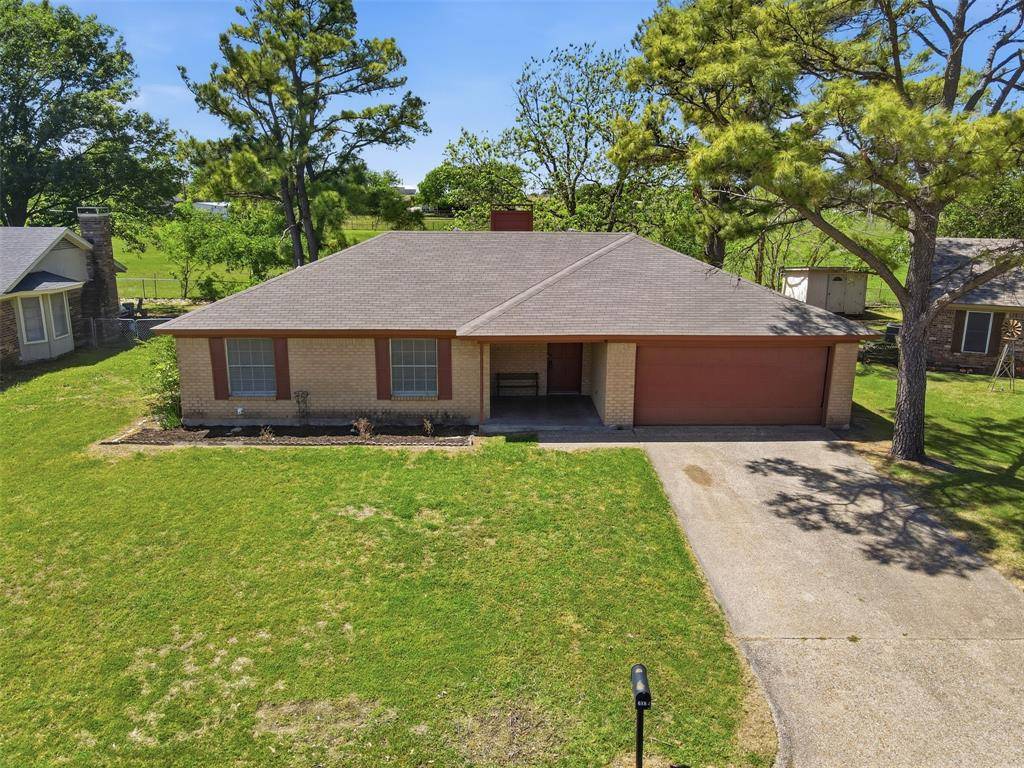 2026 Pebblecreek Drive, Cleburne, TX 76033