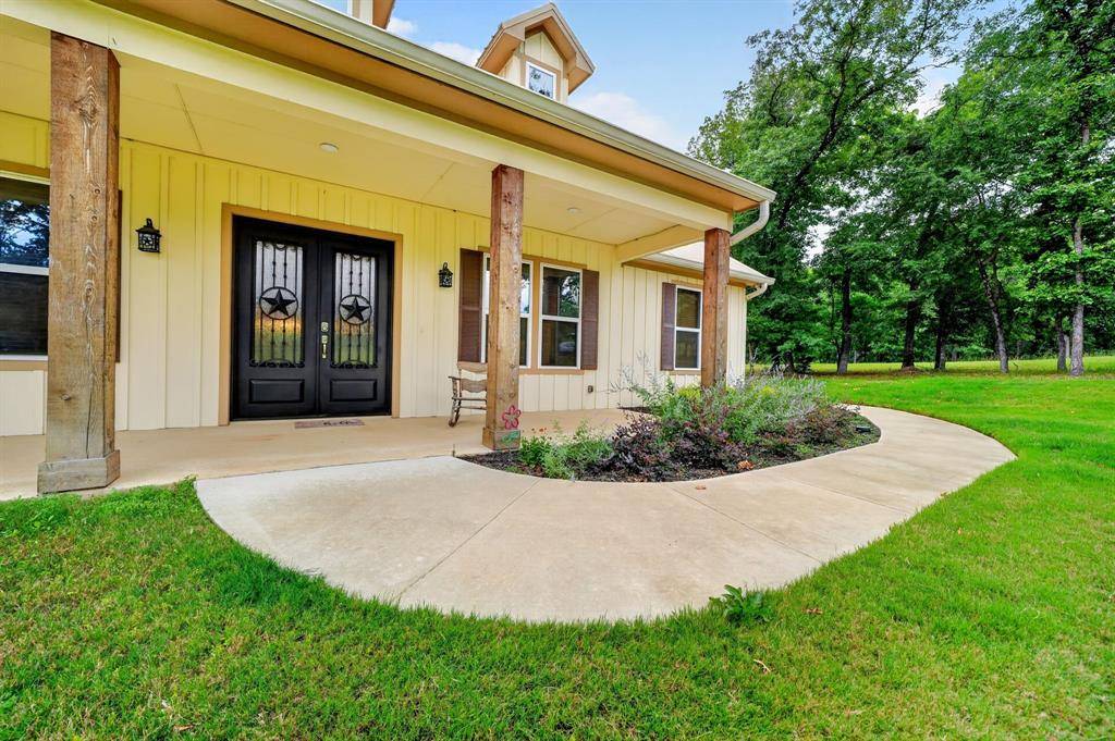 5230 Esquire Estates Road, Mabank, TX 75156