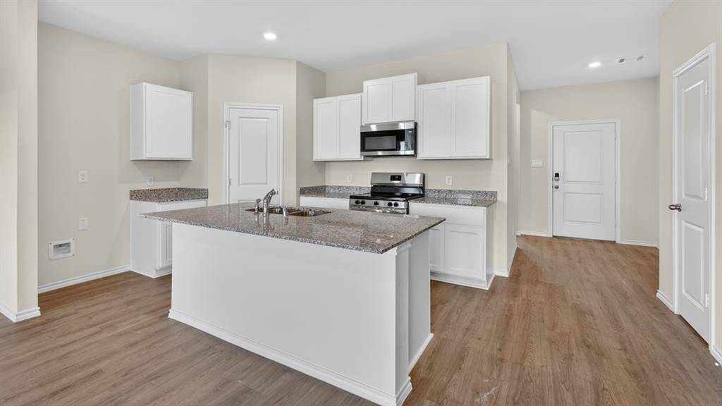1683 Mantle Road, Crandall, TX 75114
