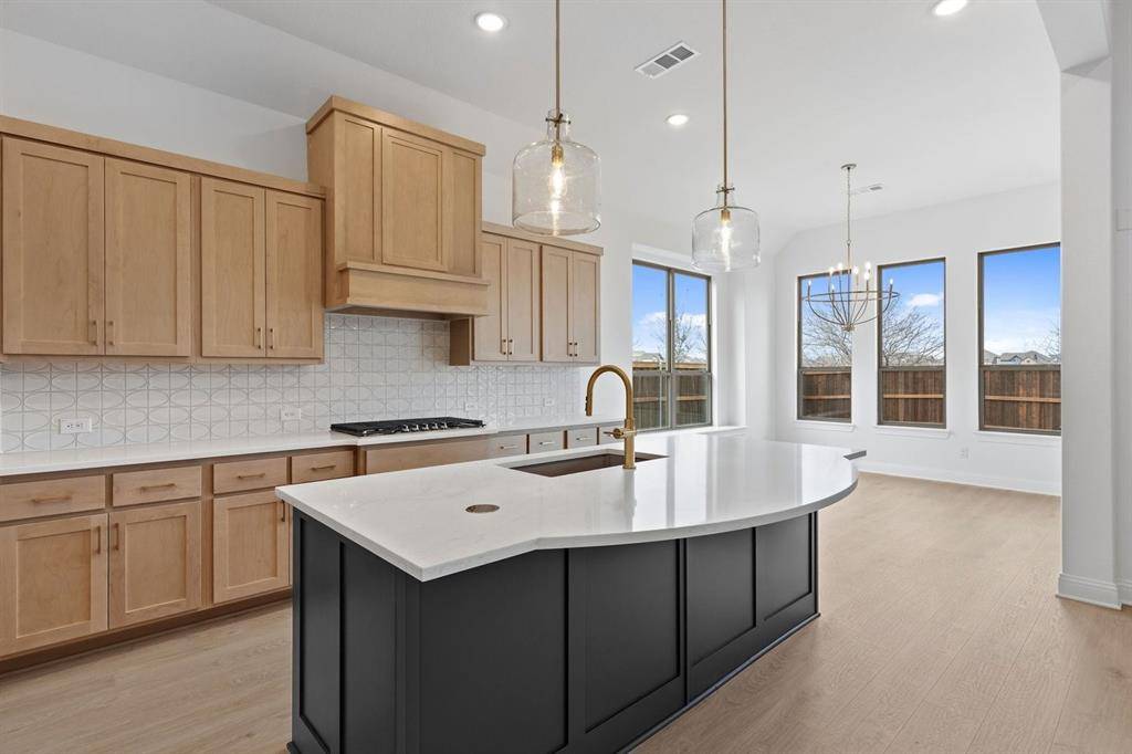 2611 Brazos Drive, Mansfield, TX 76063
