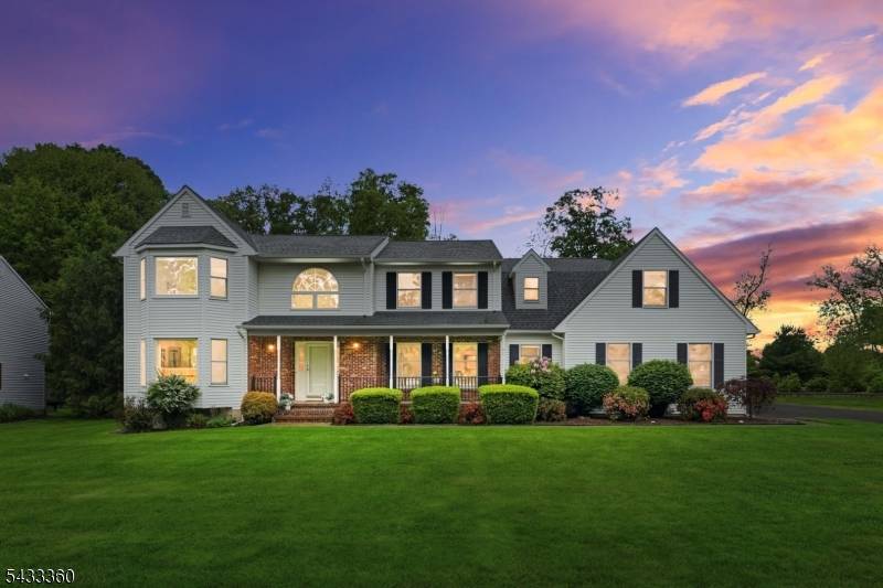 4 Tania Ct, Roxbury Twp., NJ 07876