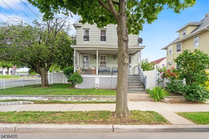33 Pulaski Pl, Hackensack City, NJ 07601