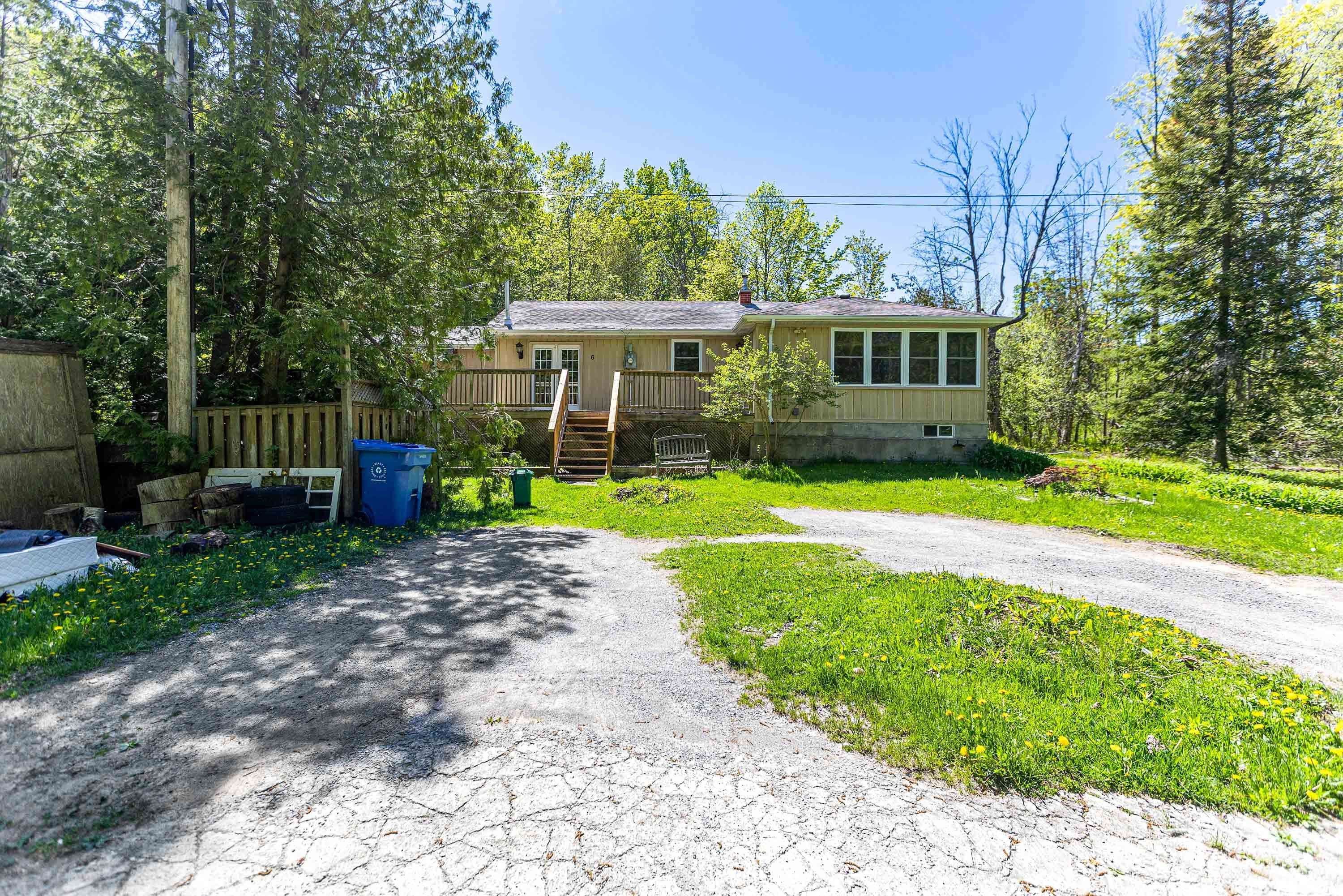 6 Edith ST, Georgina, ON L0E 1L0