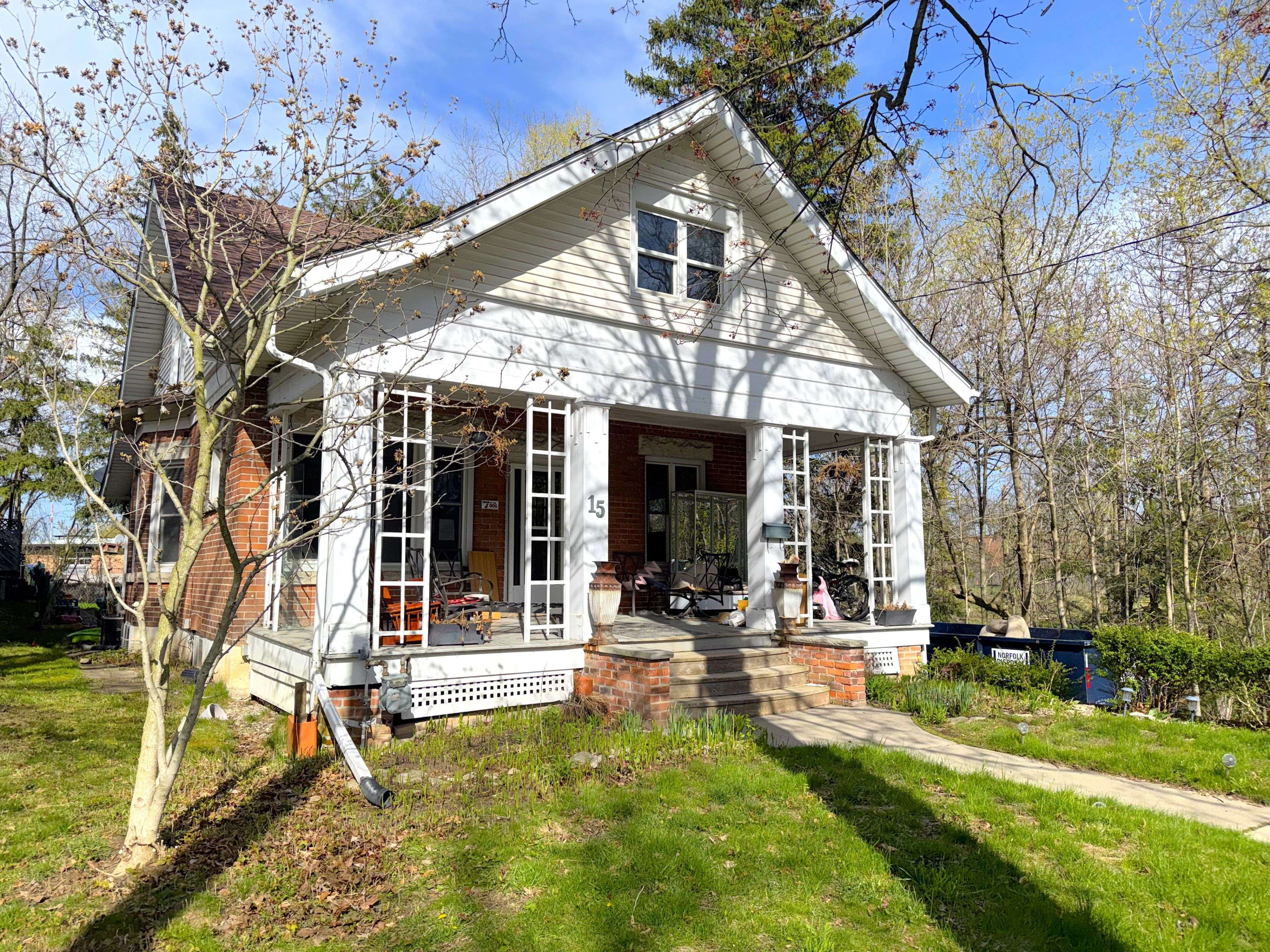 15 Humberstone AVE, Brantford, ON N3S 7A4