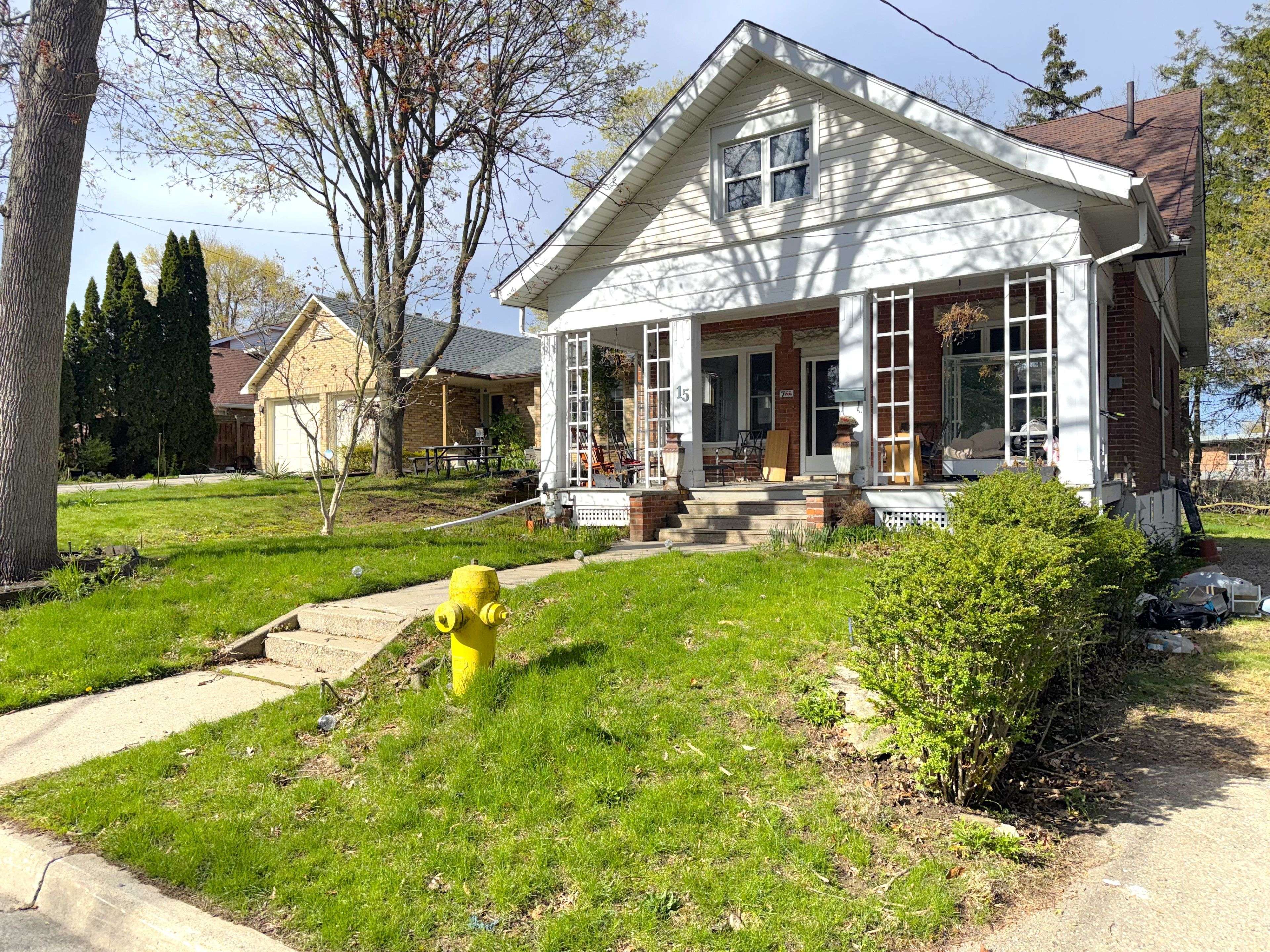 15 Humberstone AVE, Brantford, ON N3S 7A4