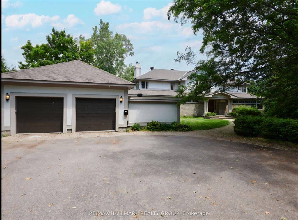 23 Davidson DR, Beacon Hill North - South And Area, ON K1J 6L7
