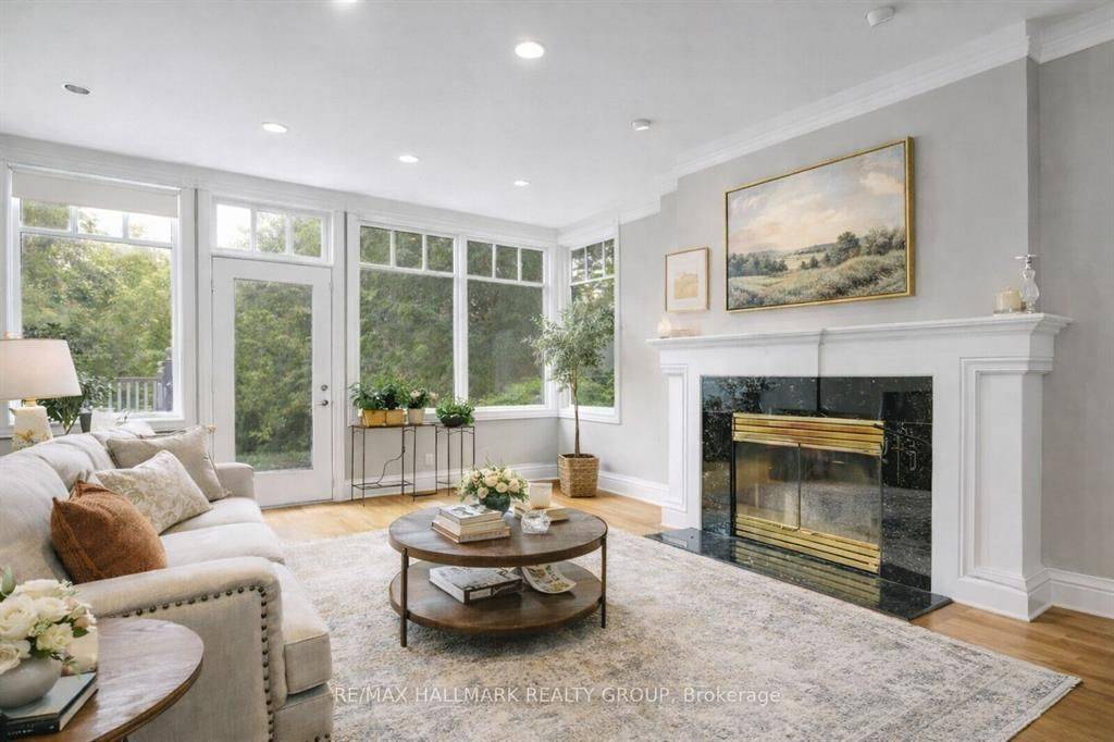 23 Davidson DR, Beacon Hill North - South And Area, ON K1J 6L7