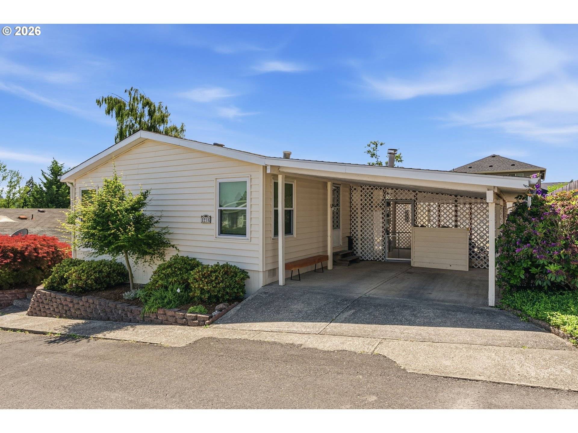 1216 W C AVE, La Center, WA 98629