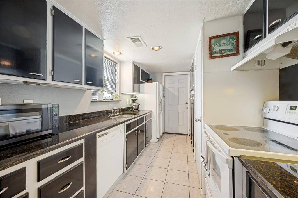 3045 Park Lane #1001, Dallas, TX 75220