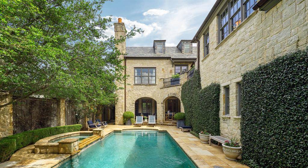 4301 Belclaire Avenue, Highland Park, TX 75205