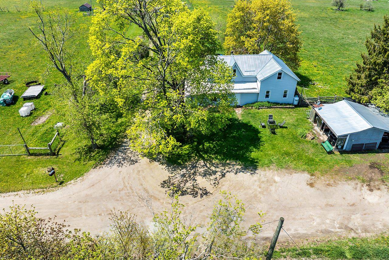 1007 Moor RD, Kawartha Lakes, ON K0M 2T0