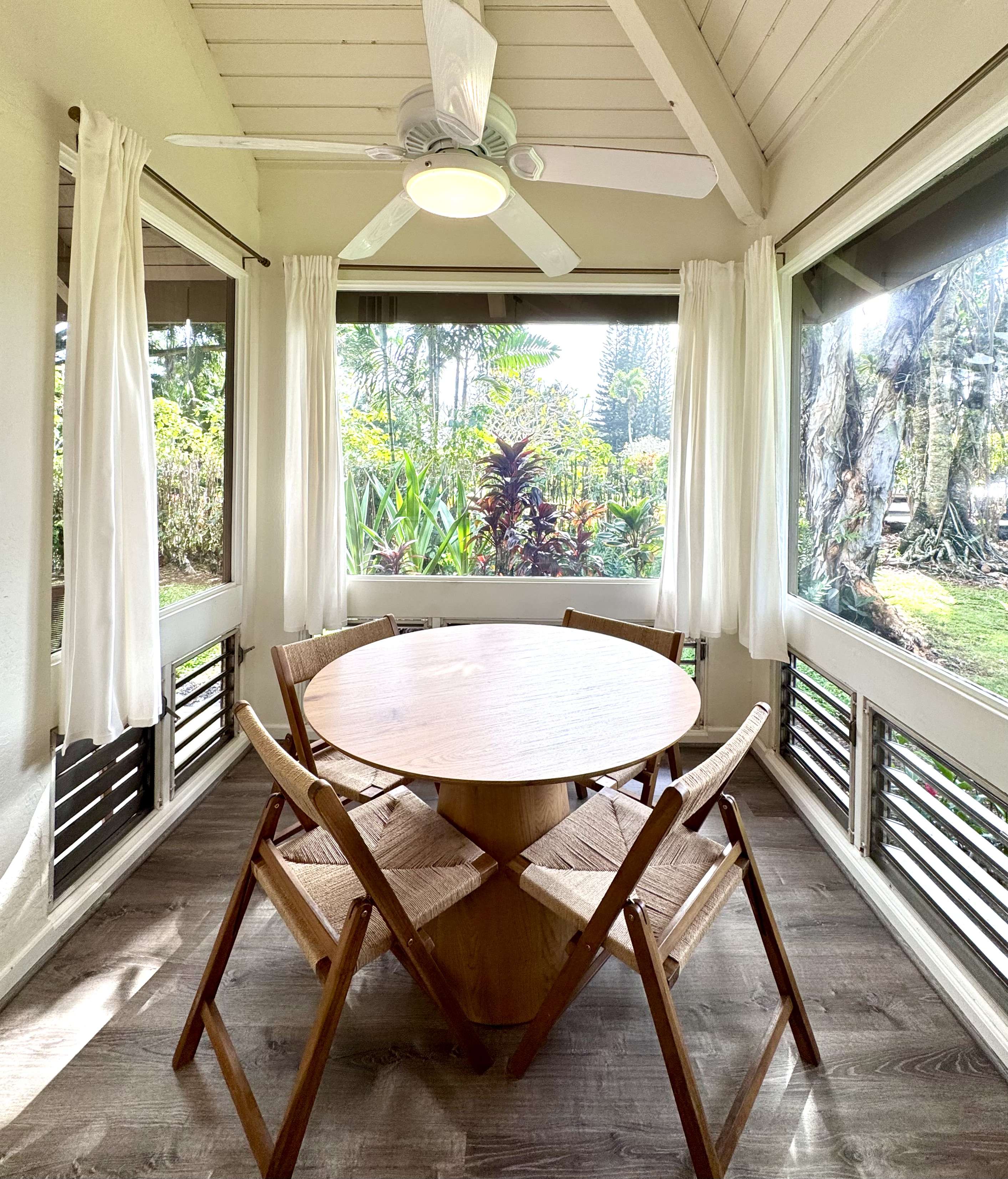 5300 KA HAKU RD #1, Princeville, HI 96722