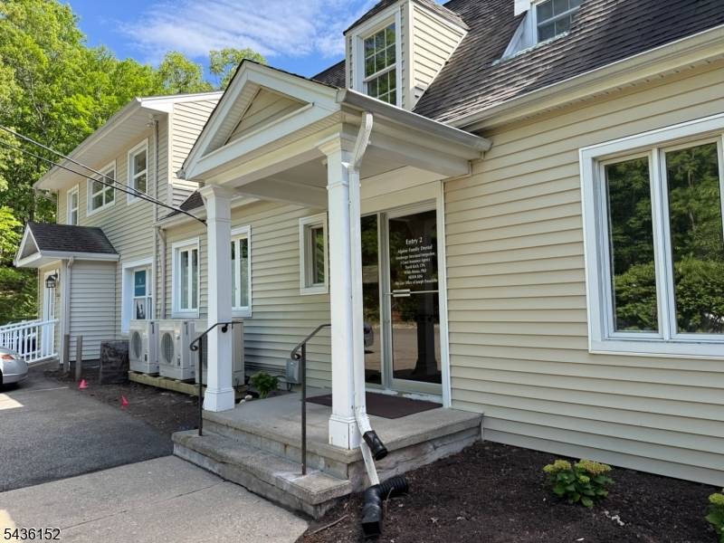550 W Main St, Boonton Town, NJ 07005