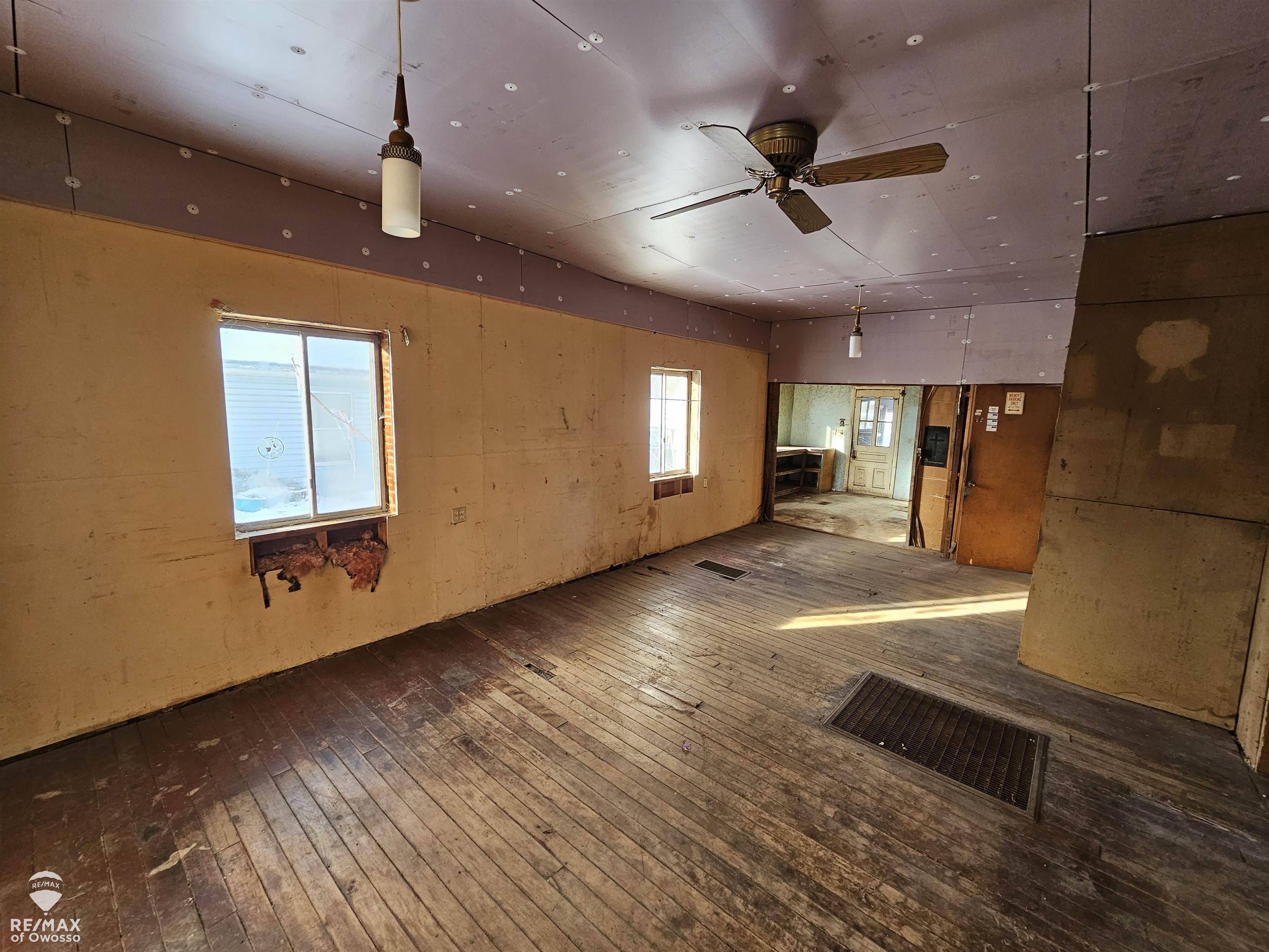 414 Prindle ST, Owosso, MI 48867