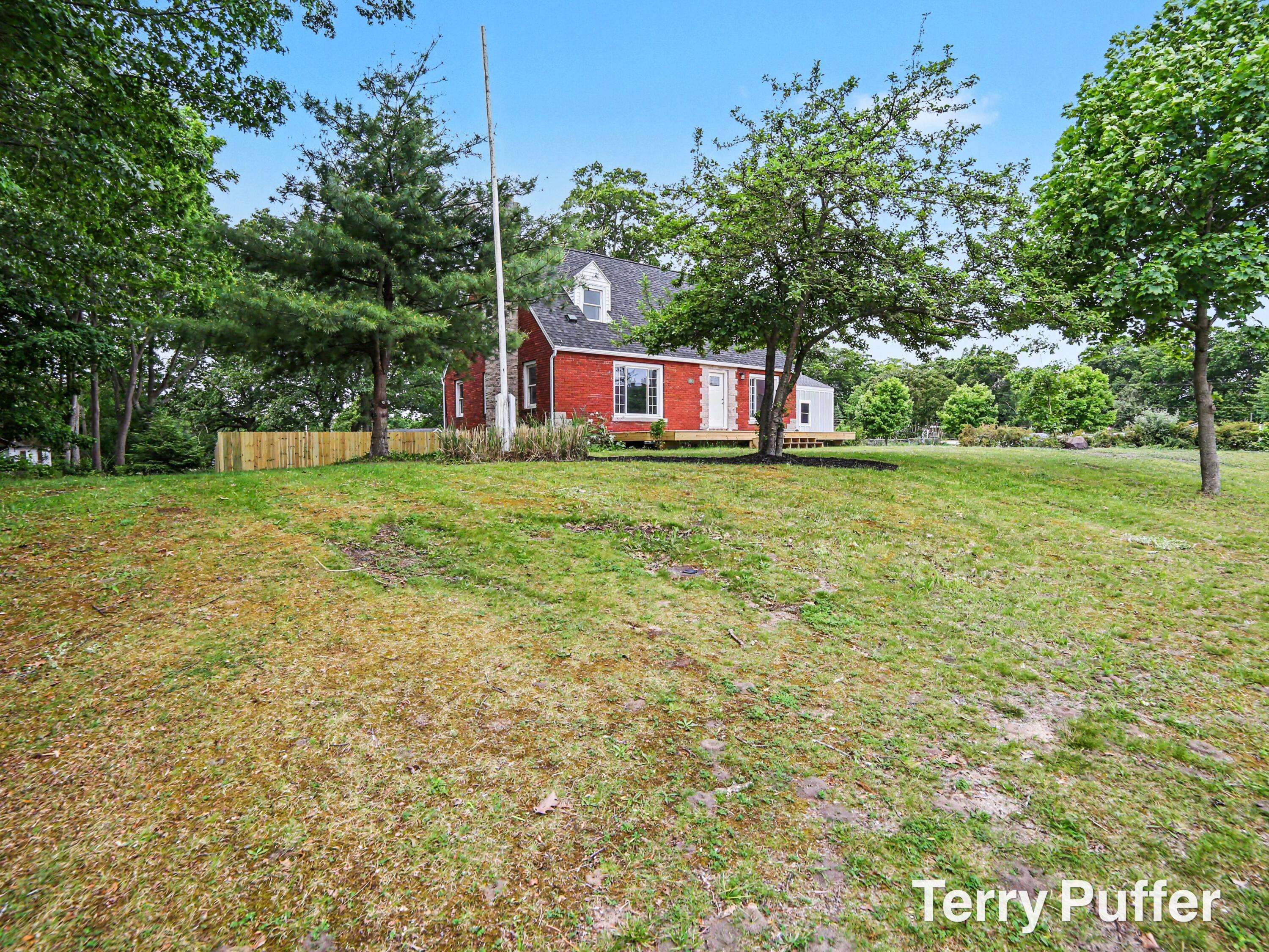 4897 Williams ST, Montague City, MI 49437