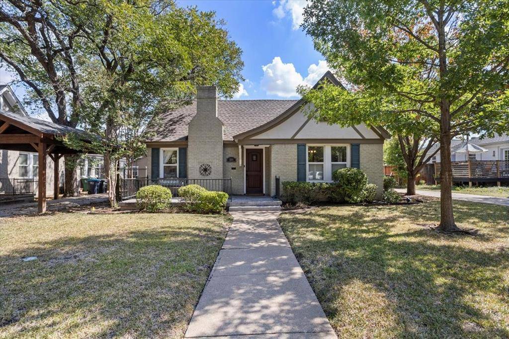 2205 Stanley Avenue, Fort Worth, TX 76110