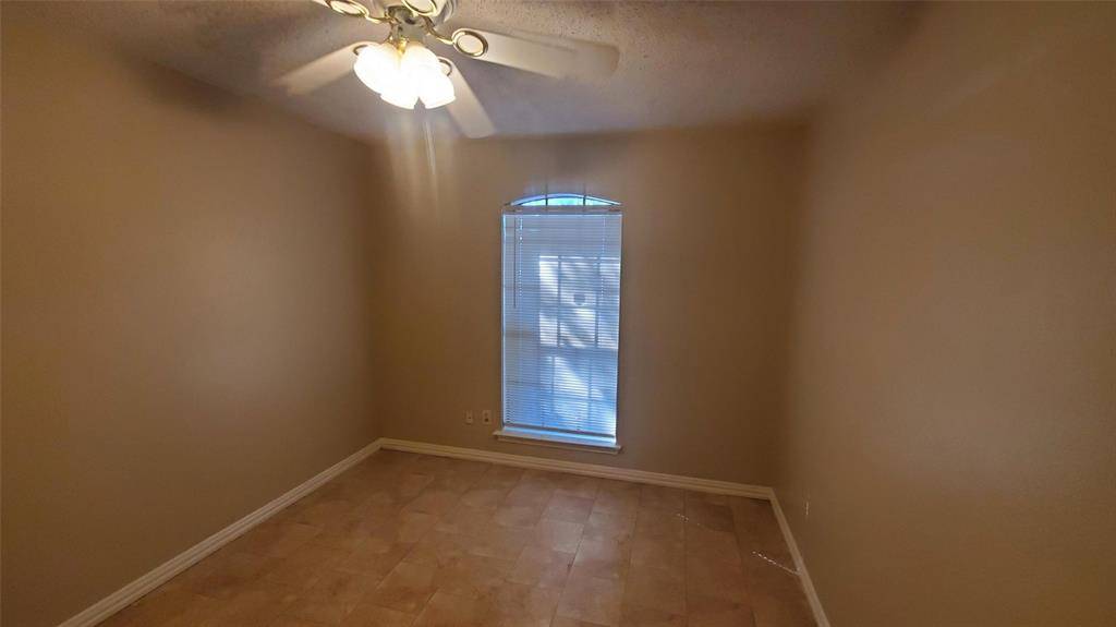 505 Pelican Court, Desoto, TX 75115