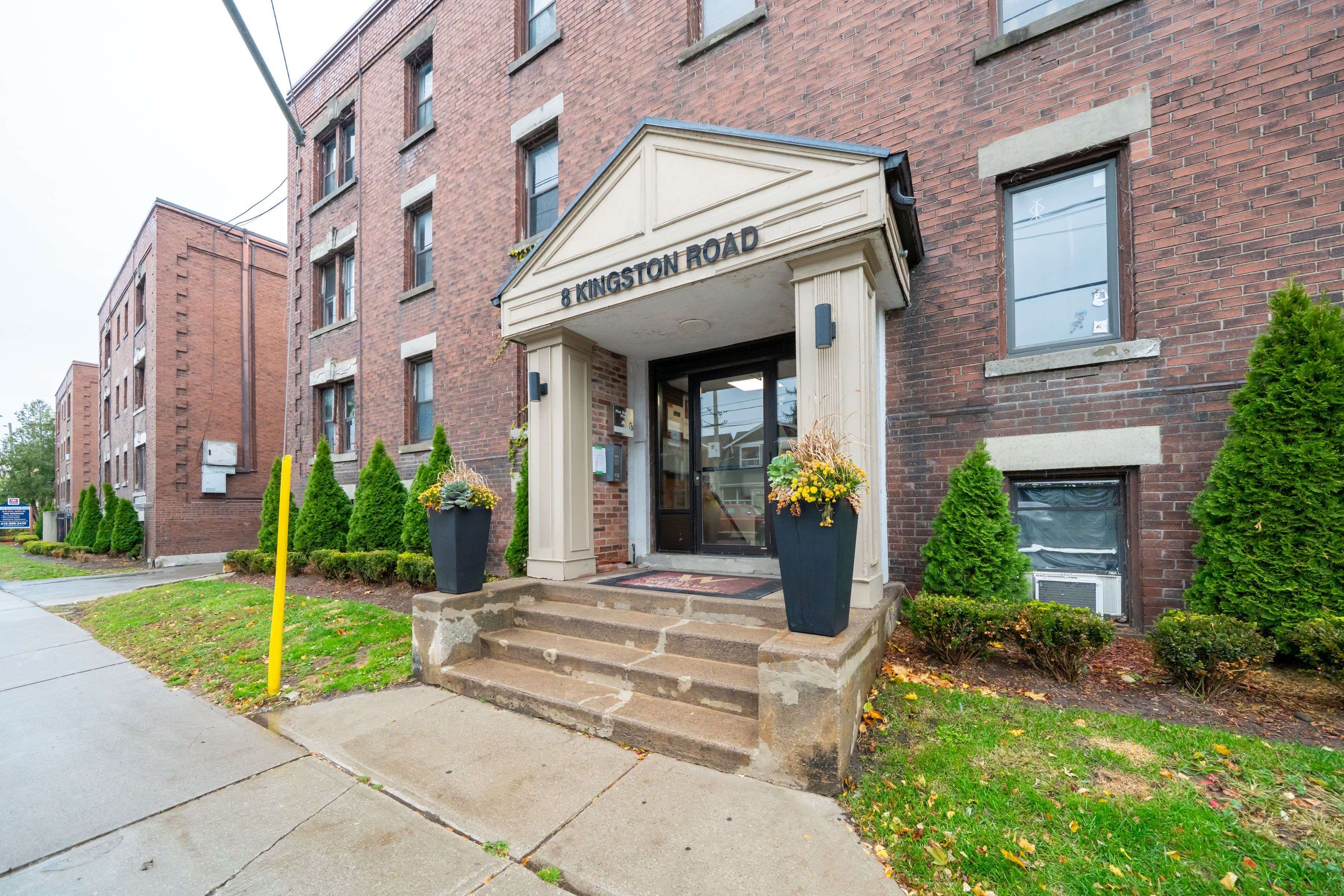 8 Kingston RD #51, Toronto E02, ON M4L 2S4