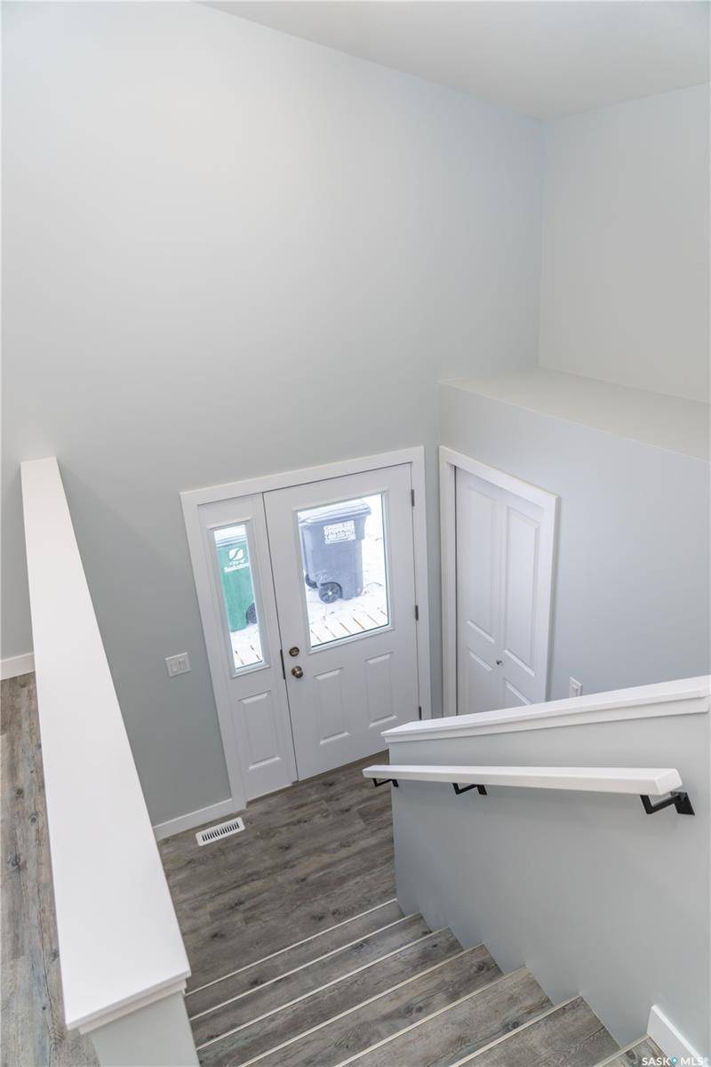 338 Stehwien STREET, Saskatoon, SK S7W 1M9