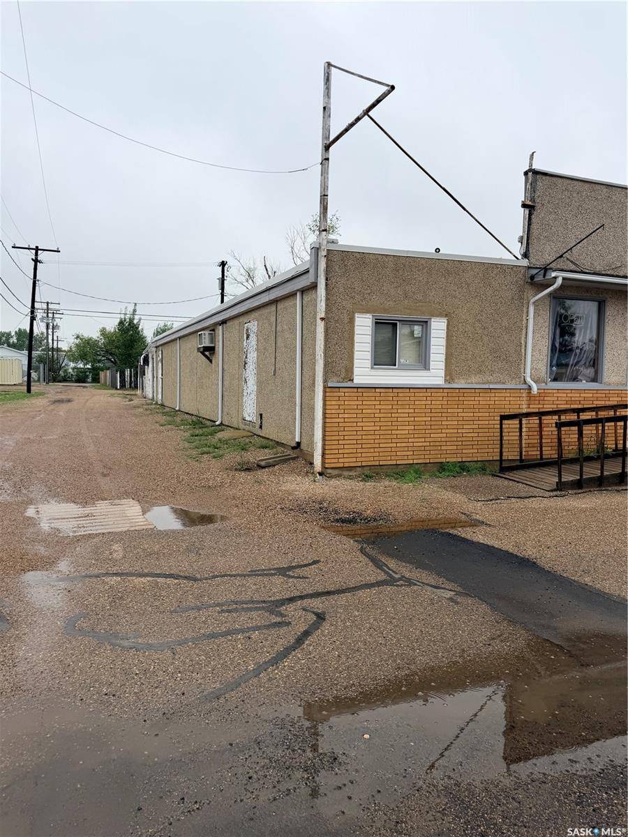 406 Martin STREET, Burstall, SK S0N 0H0
