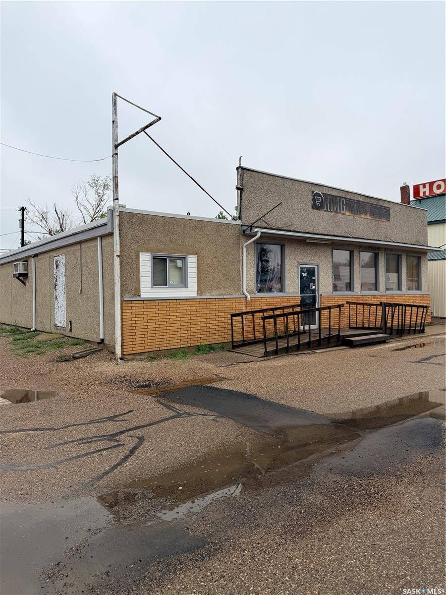 406 Martin STREET, Burstall, SK S0N 0H0