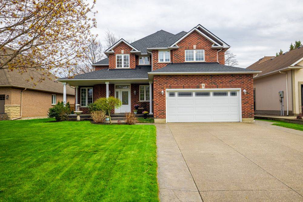 8 SOPHIE CT, Grimsby, ON L3M 5L6