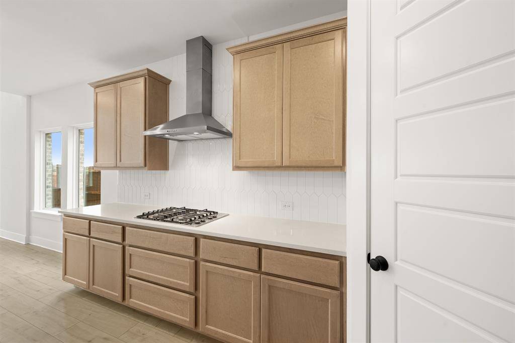 17216 Oxborough Drive, Fort Worth, TX 76247