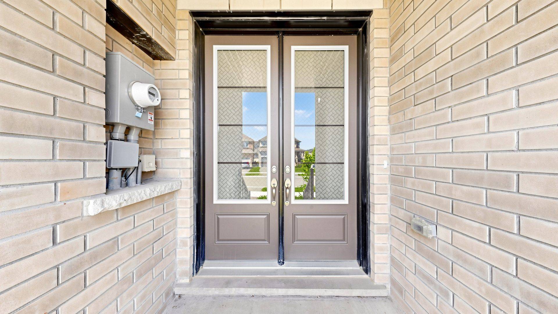 24 Mayapple ST, Adjala-tosorontio, ON L0G 1W0