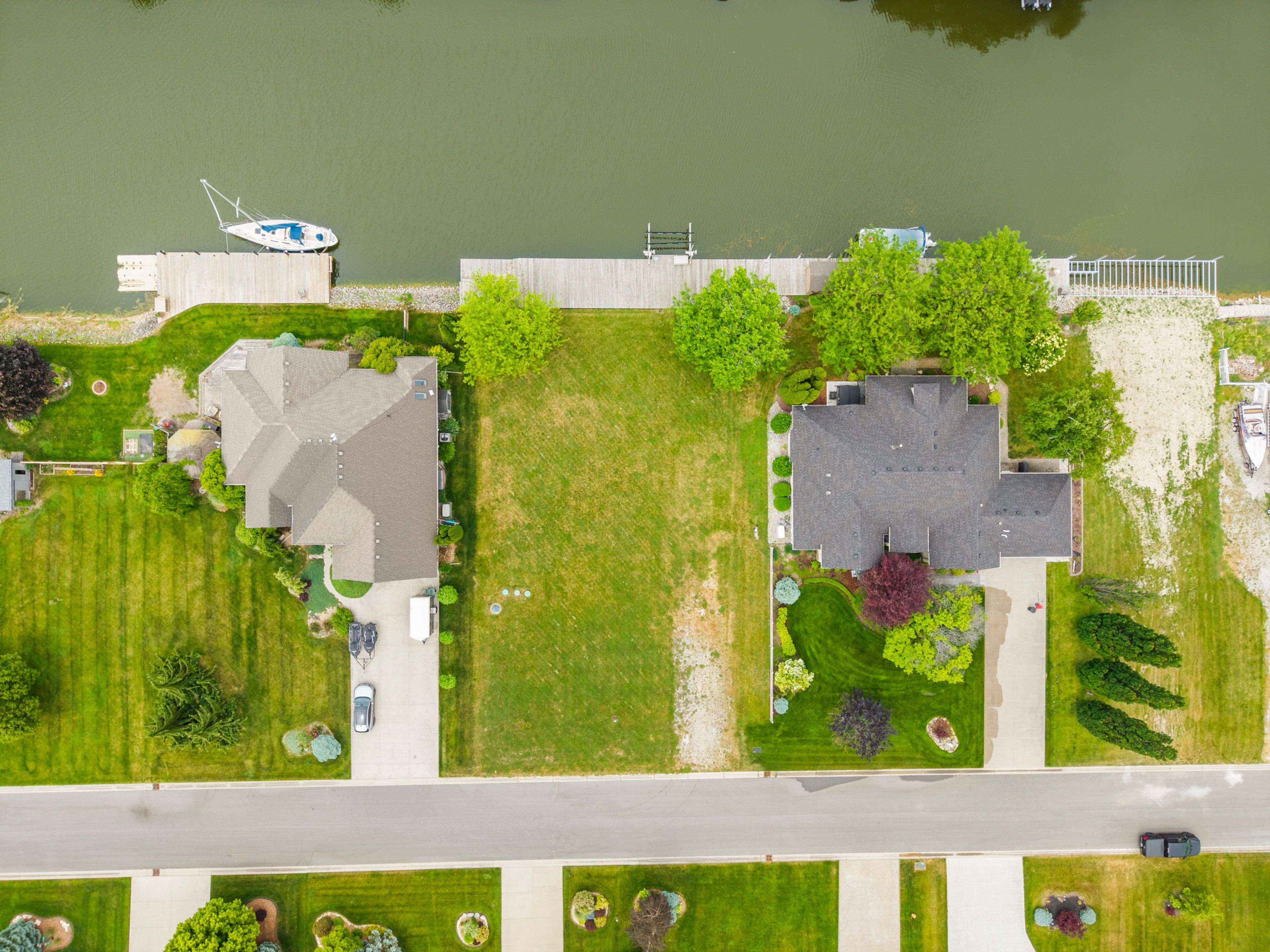 19120 Crest River AVE, Lakeshore, ON N0P 2L0