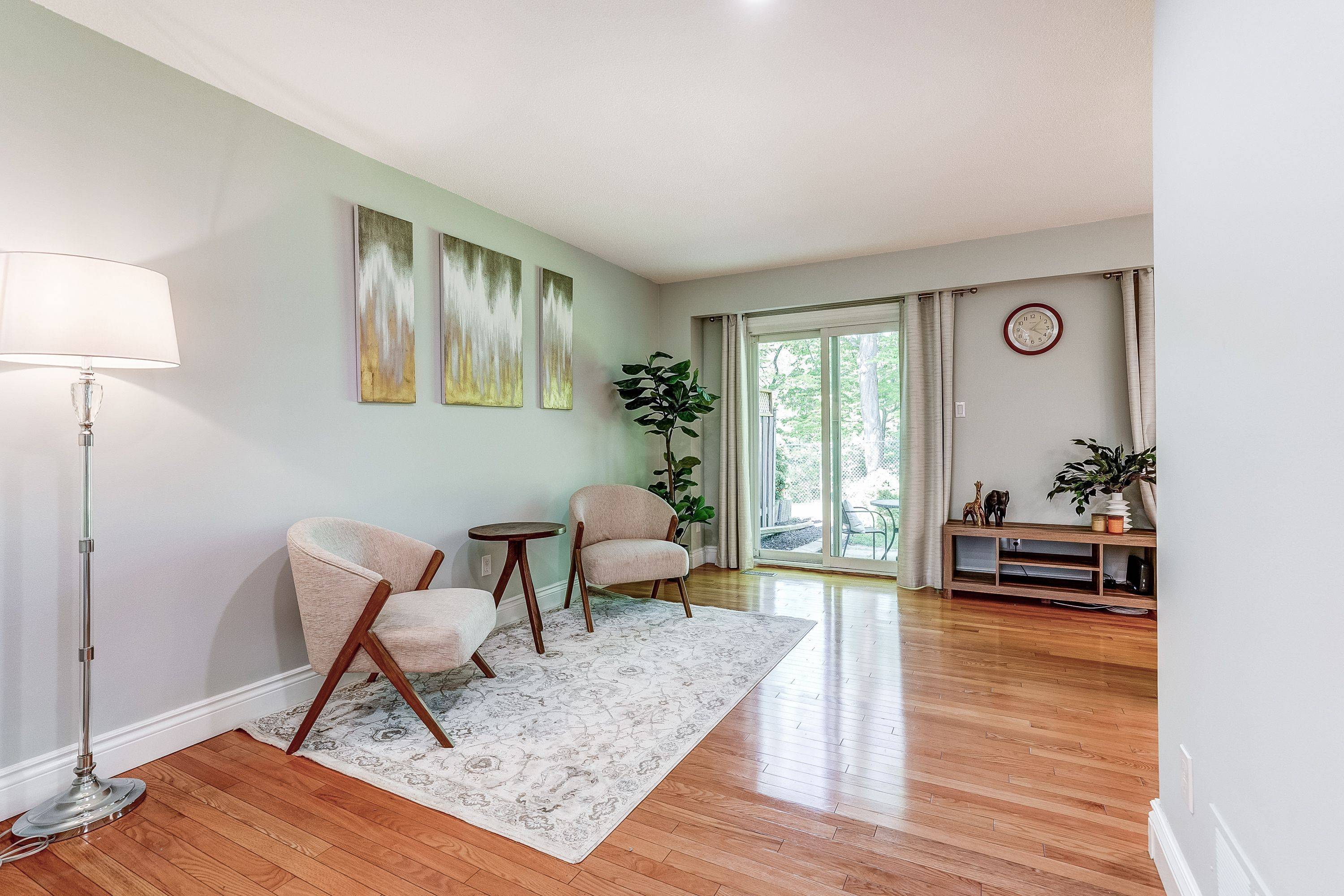 2120 Rathburn RD E #55, Mississauga, ON L4W 2S8