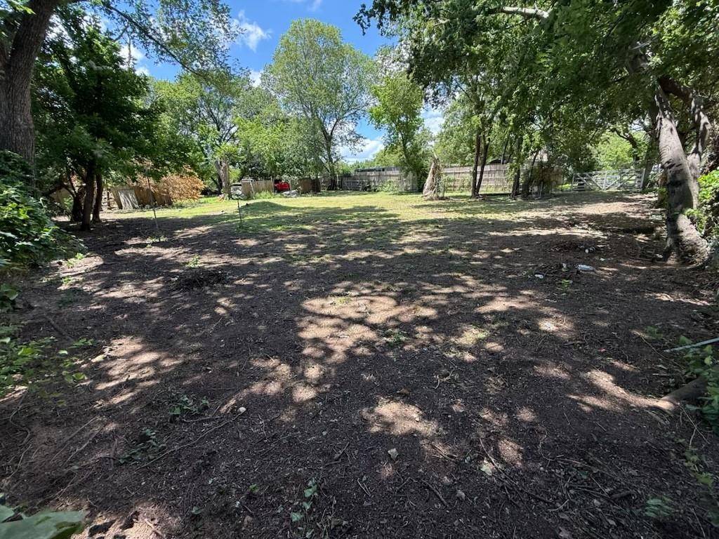 2617 N Masters Drive, Dallas, TX 75227