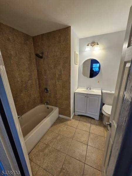 816-826 W Grand St #3F, Elizabeth City, NJ 07202