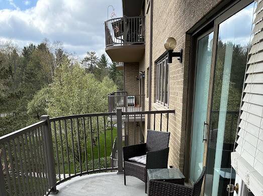 4040 Greenleaf CIR #308, Kalamazoo City, MI 49008