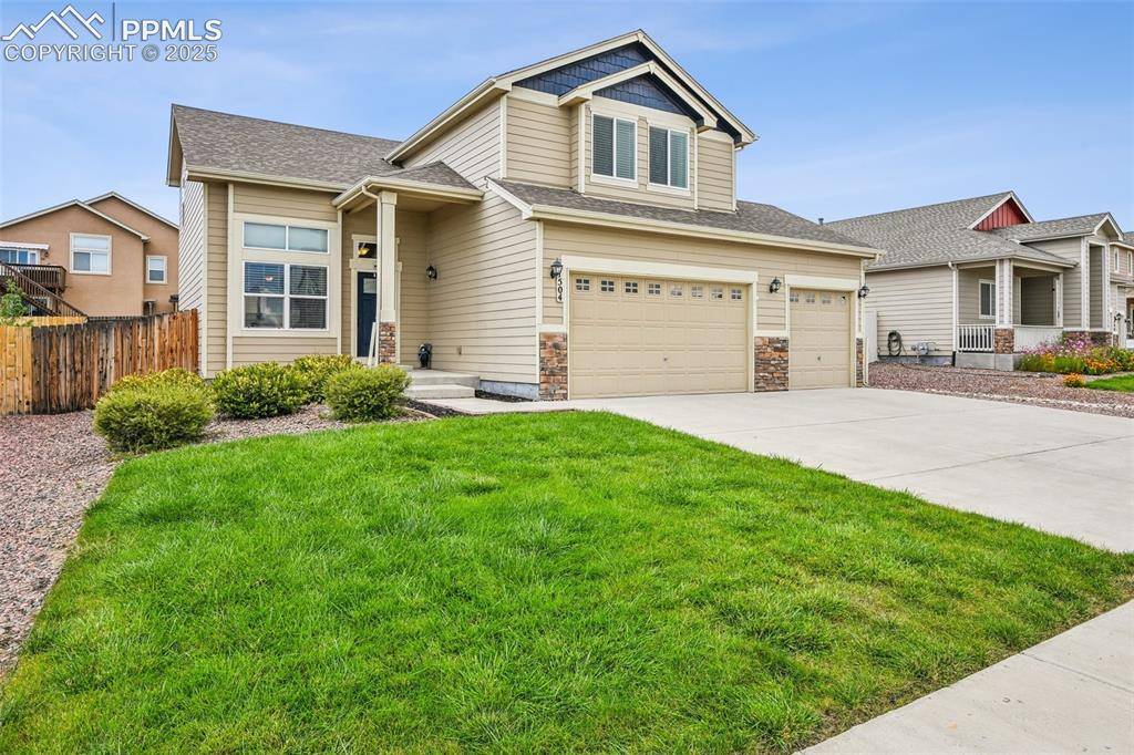 7504 Bonterra LN, Colorado Springs, CO 80925
