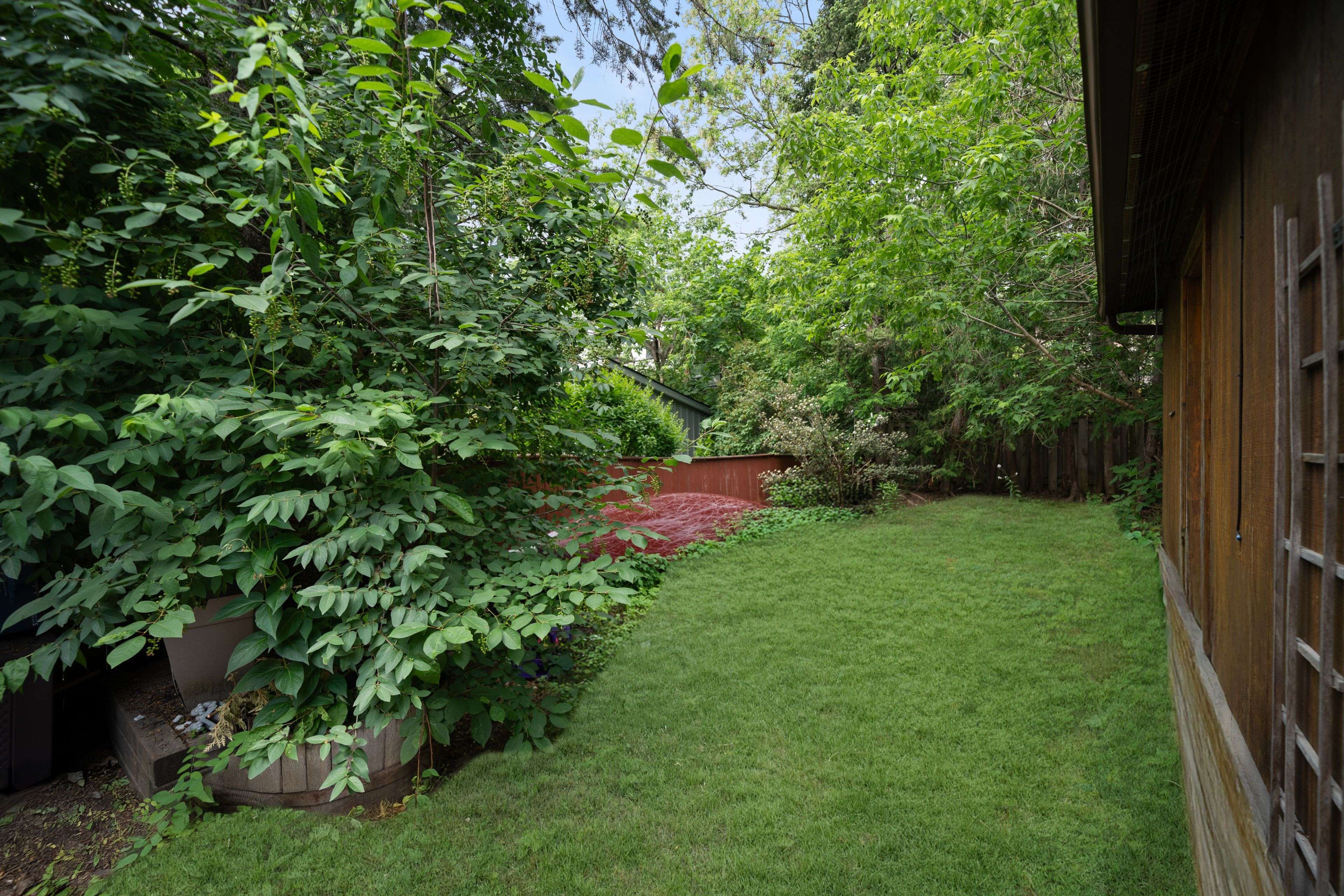 98 Roselawn AVE, Toronto C03, ON M4R 1E6