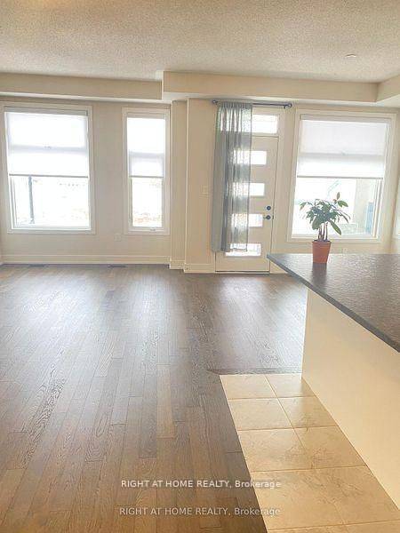 1284 Muller LN, Oakville, ON L6H 7Y8