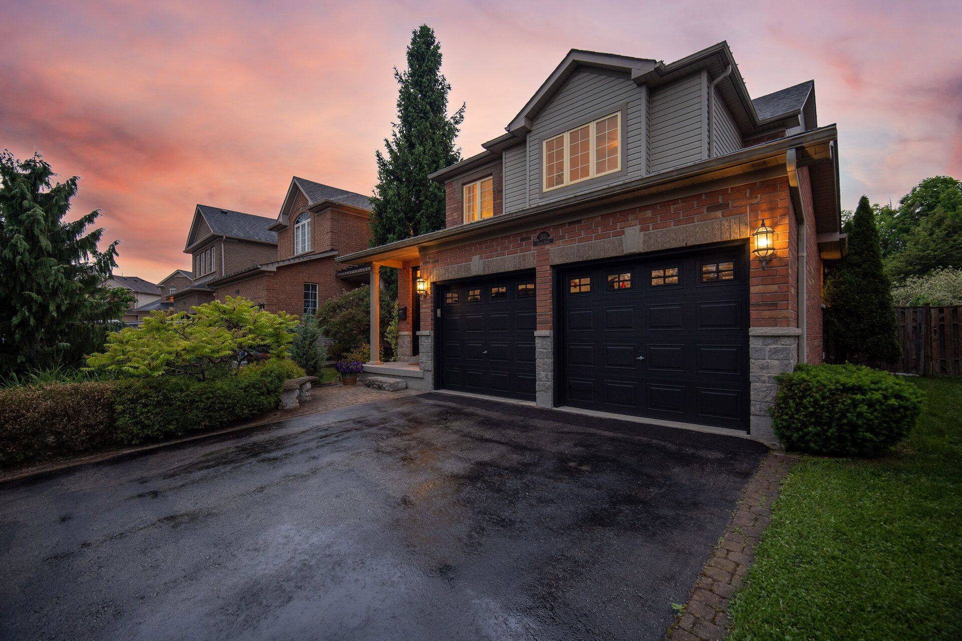 205 Acton BLVD, Halton Hills, ON L7J 2Y4
