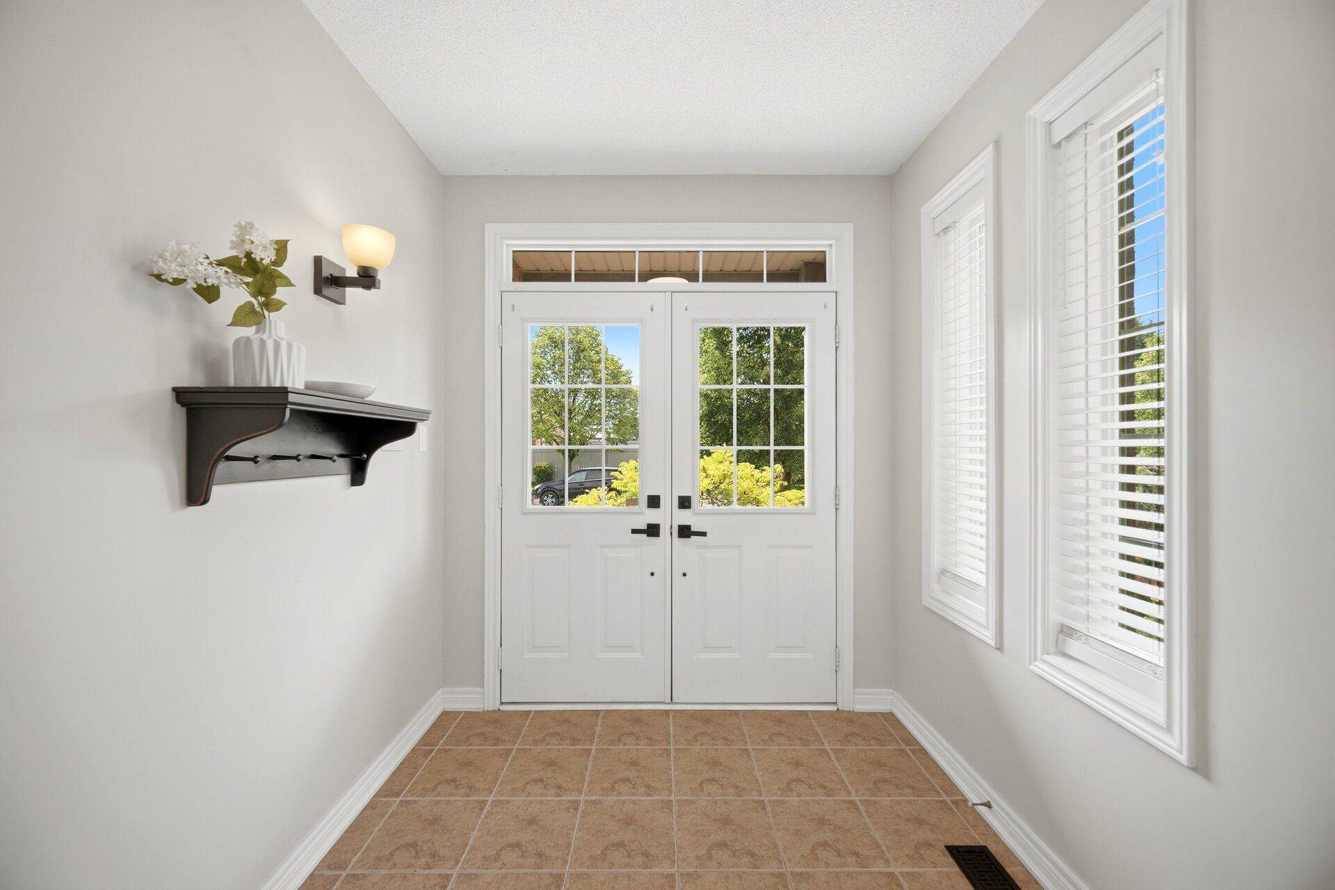 205 Acton BLVD, Halton Hills, ON L7J 2Y4