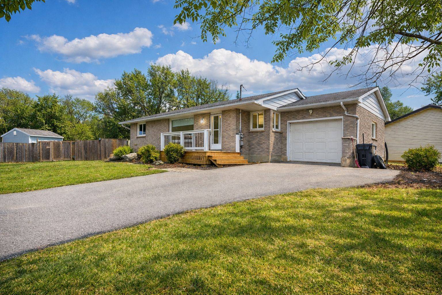 42606 Johnathon ST, Central Elgin, ON N0L 2L0