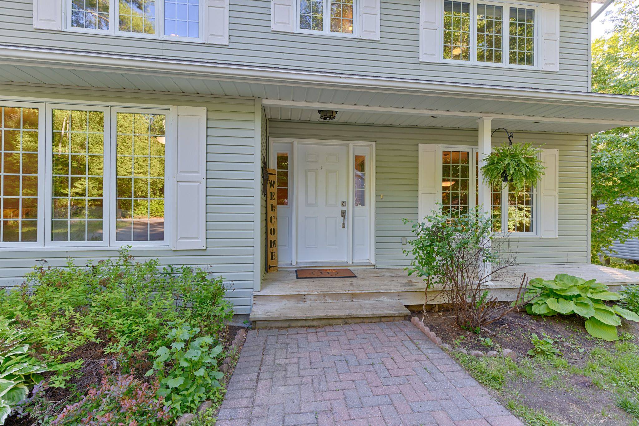 23 Clavette LN, North Algona Wilberforce, ON K0J 1T0
