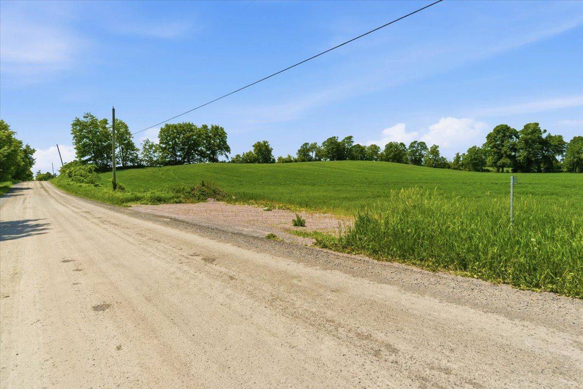 212 Countryman RD, Tweed, ON K0K 3J0