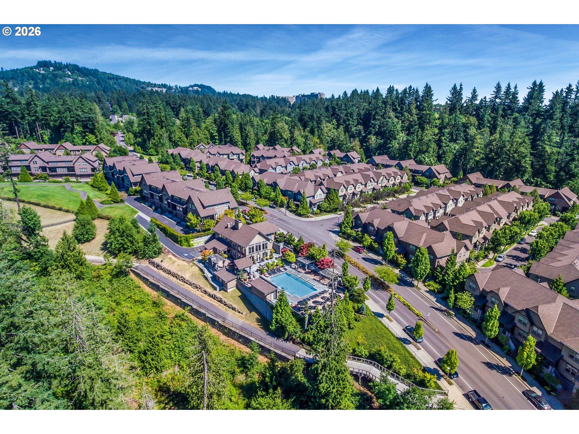 662 SW TRILLIUM CREEK TER, Portland, OR 97225